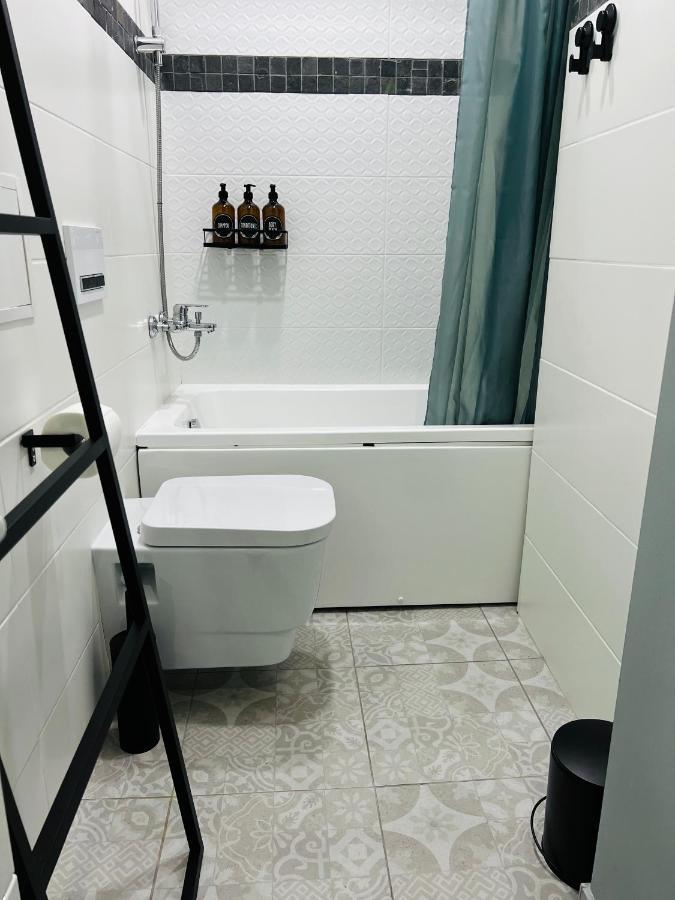 The Right Coast Apartment With Free Private Parking Ρίγα Εξωτερικό φωτογραφία